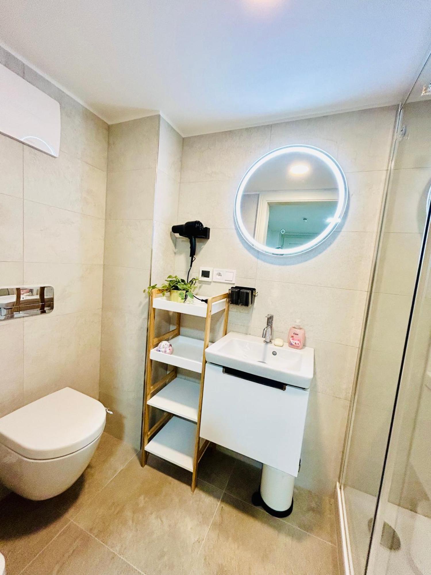 Cozy Design Homestay With Terrace Прага Экстерьер фото